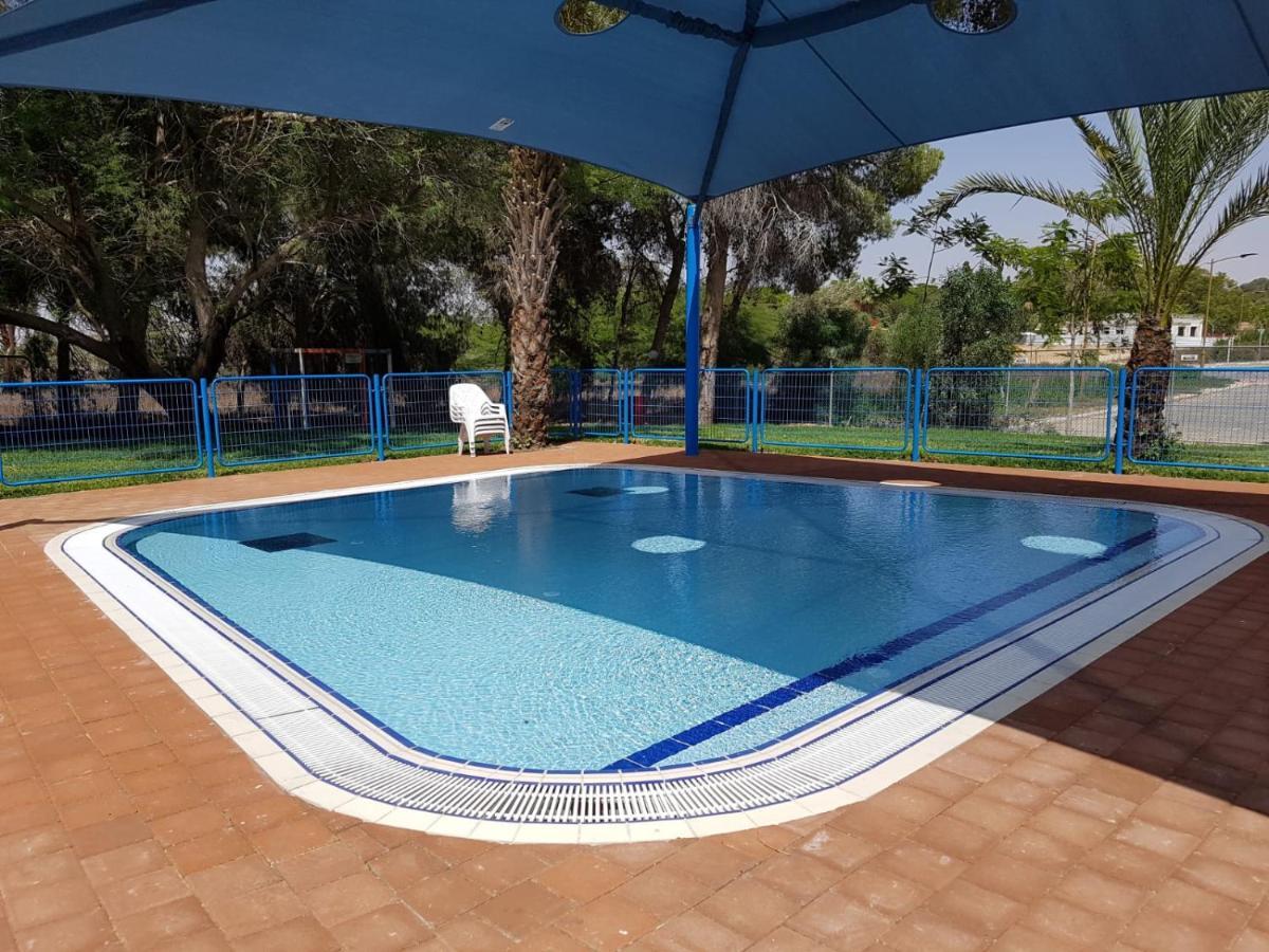Вилла Gvulot - Kibbutz Experience Gevulot Экстерьер фото